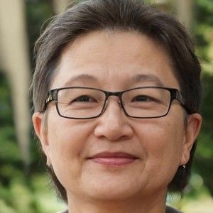 Meet your Posher, Anya